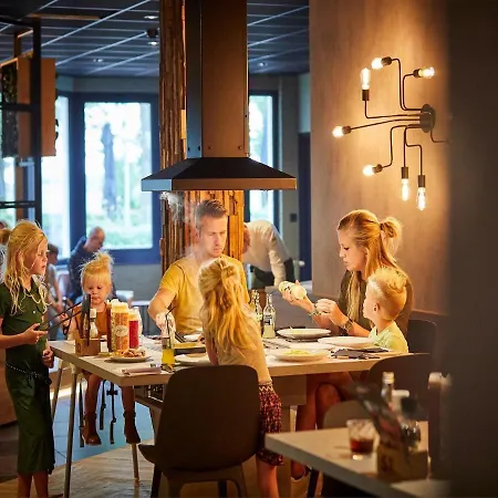 Comfortable In Limburg With Shared Pool Roggel