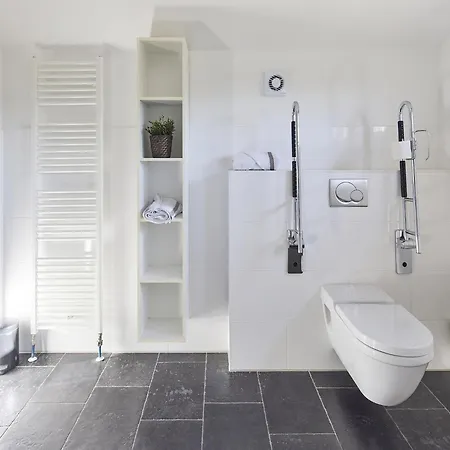 In Limburg With Subtropical Pool * Roggel