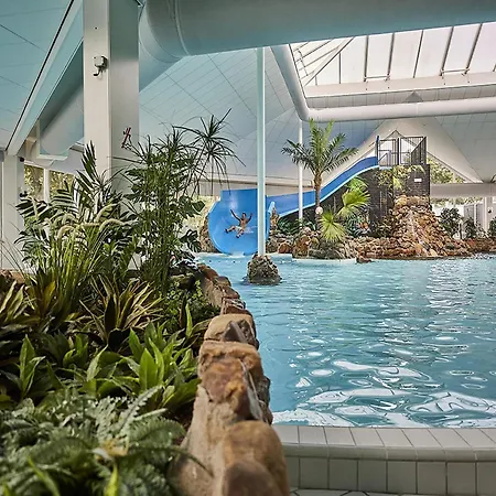 In Limburg With Subtropical Pool * Roggel