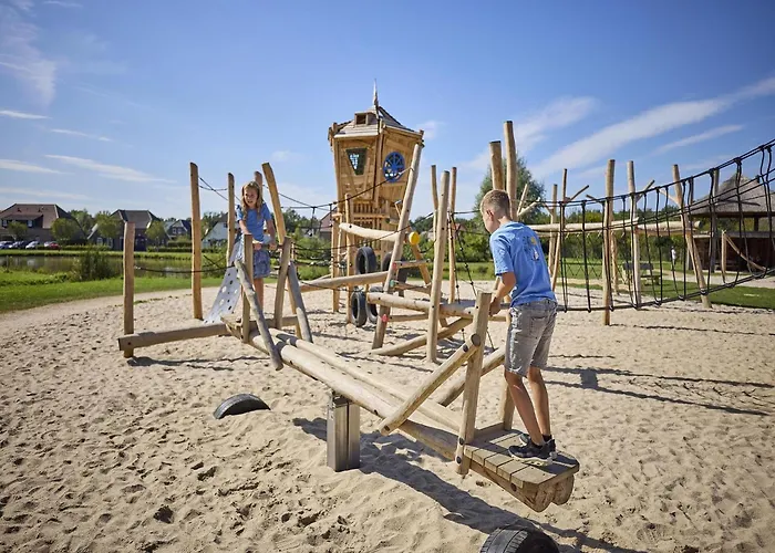 In Limburg With Subtropical Pool Villa