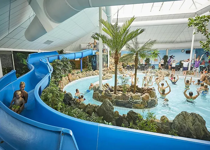 In Limburg With Subtropical Pool Villa *