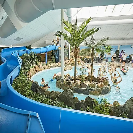 In Limburg With Subtropical Pool Villa *