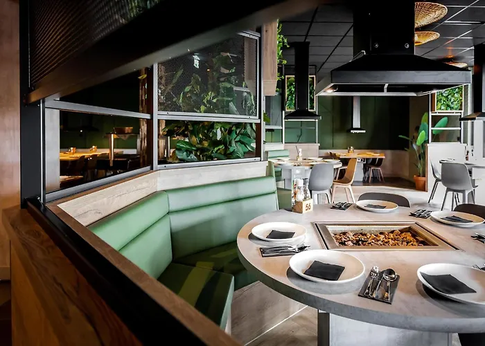 In Limburg With Subtropical Pool *